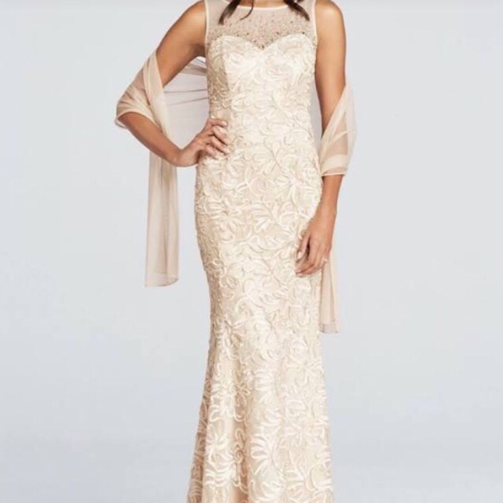 Ignite Evenings Champagne Trumpet Evening Gown